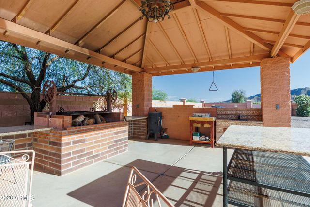 3589 S HENNESS Road, Casa Grande, AZ 85122