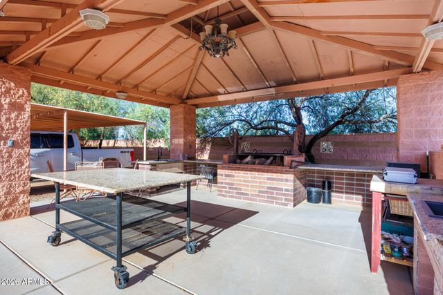 3589 S HENNESS Road, Casa Grande, AZ 85122