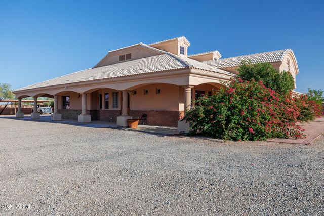 3589 S HENNESS Road, Casa Grande, AZ 85122