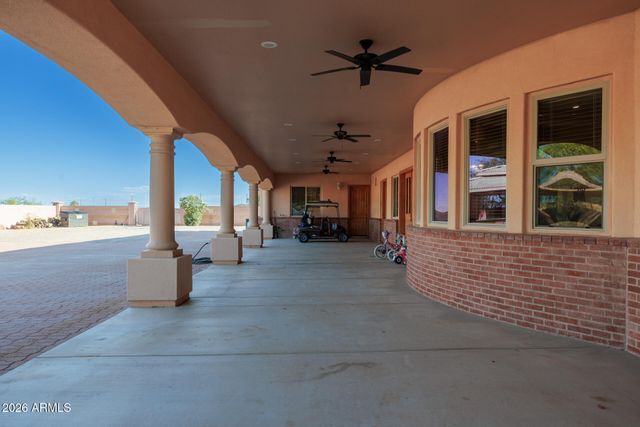 3589 S HENNESS Road, Casa Grande, AZ 85122