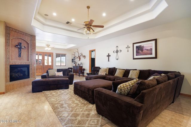 3589 S HENNESS Road, Casa Grande, AZ 85122