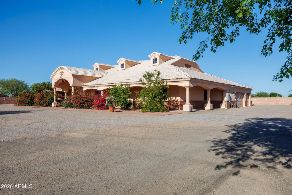 3589 S HENNESS Road, Casa Grande, AZ 85122 — photo 3