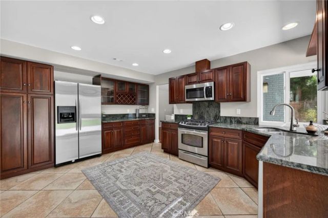 30180 Villa Alturas Drive, Temecula, CA 92592