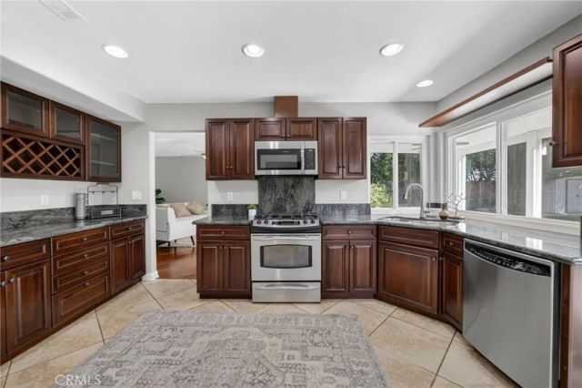 30180 Villa Alturas Drive, Temecula, CA 92592