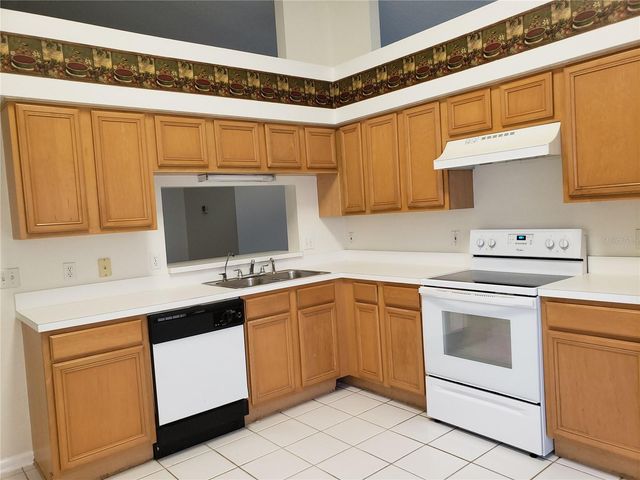 394 HANGING MOSS CIRCLE, Lake Mary, FL 32746