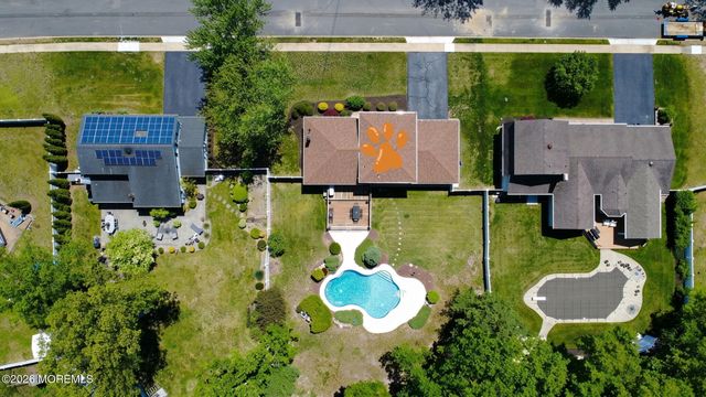30 Livingston Drive, Howell, NJ 07731