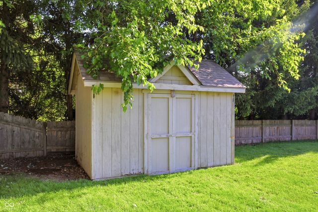 546 E Pine Ridge Drive, Westfield, IN 46074