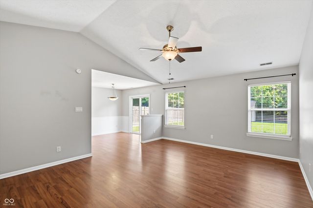 546 E Pine Ridge Drive, Westfield, IN 46074
