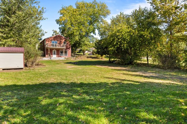 902 S 1st Street, Knoxville, IA 50138