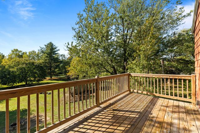 902 S 1st Street, Knoxville, IA 50138