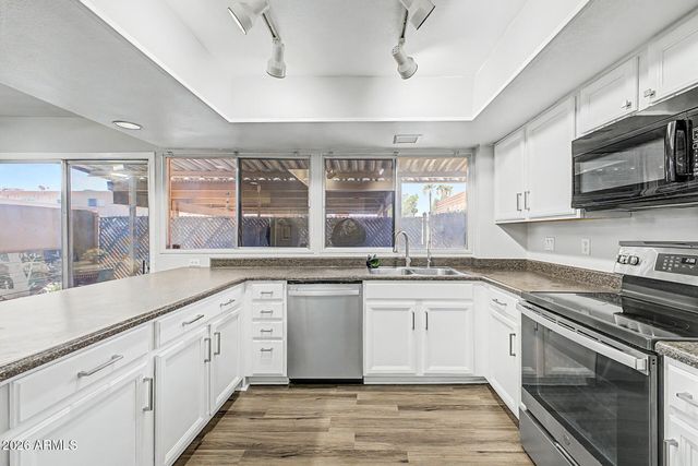 1620 E DONNER Drive, Tempe, AZ 85282