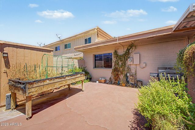 1620 E DONNER Drive, Tempe, AZ 85282