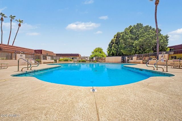 1620 E DONNER Drive, Tempe, AZ 85282