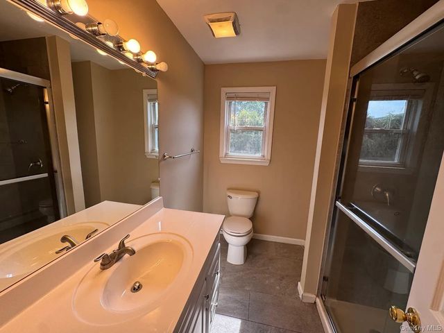 1 Eisenhower Road, Centereach, NY 11720