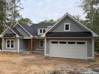 803 Blue Gill Court SE, Bolivia, NC 28422