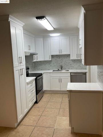 108 E Trident Drive, Pittsburg, CA 94565