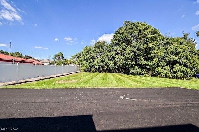 126 Lake Avenue NE, Massillon, OH 44646
