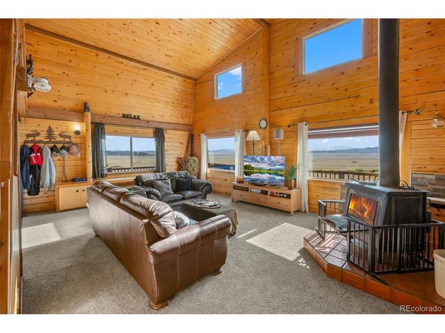 7256 Jefferson Rd, Hartsel, CO 80449