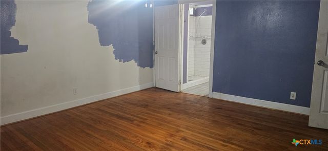 2001 E Forrest Street, Victoria, TX 77901