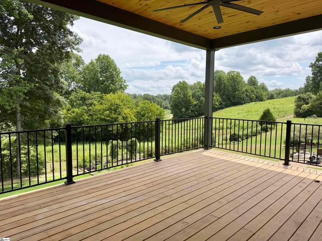 110 Wedge Way, Travelers Rest, SC 29690