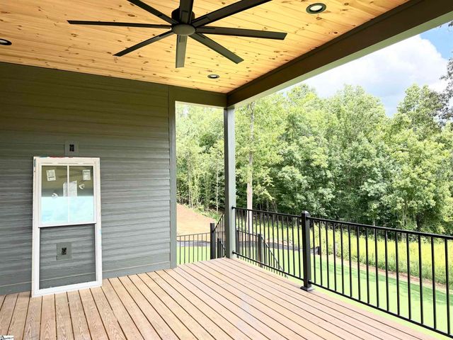 110 Wedge Way, Travelers Rest, SC 29690