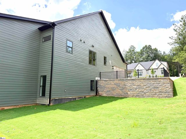 110 Wedge Way, Travelers Rest, SC 29690