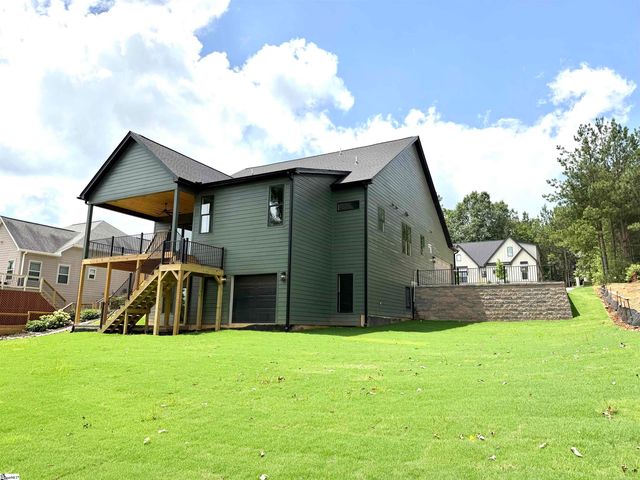 110 Wedge Way, Travelers Rest, SC 29690