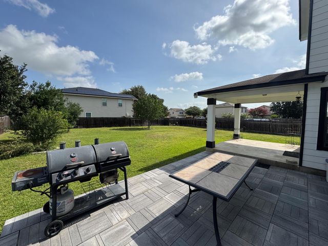 191 Mistletoe LN, Kyle, TX 78640