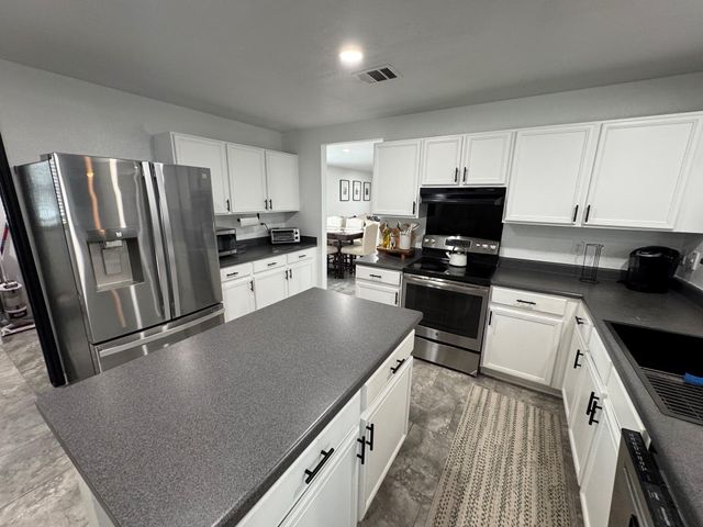 191 Mistletoe LN, Kyle, TX 78640