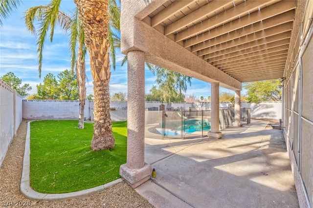 2175 Fountain Springs Drive, Henderson, NV 89074