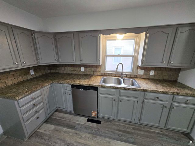 115 NE 7th Street, Abilene, KS 67410