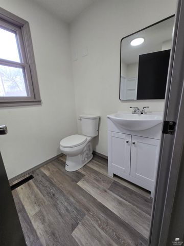 115 NE 7th Street, Abilene, KS 67410