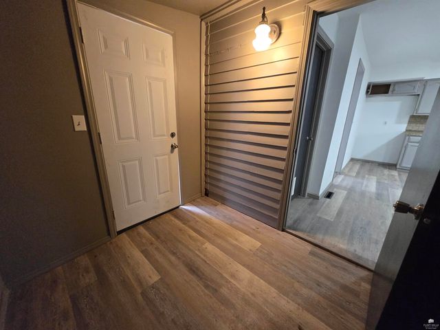 115 NE 7th Street, Abilene, KS 67410