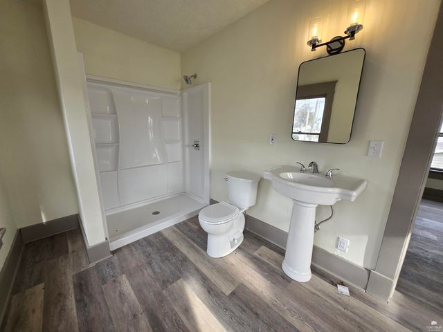 115 NE 7th Street, Abilene, KS 67410