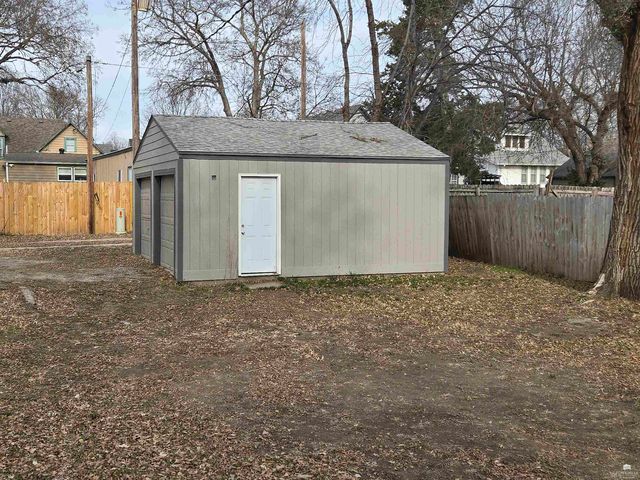 115 NE 7th Street, Abilene, KS 67410