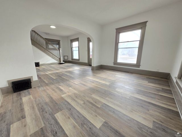 115 NE 7th Street, Abilene, KS 67410