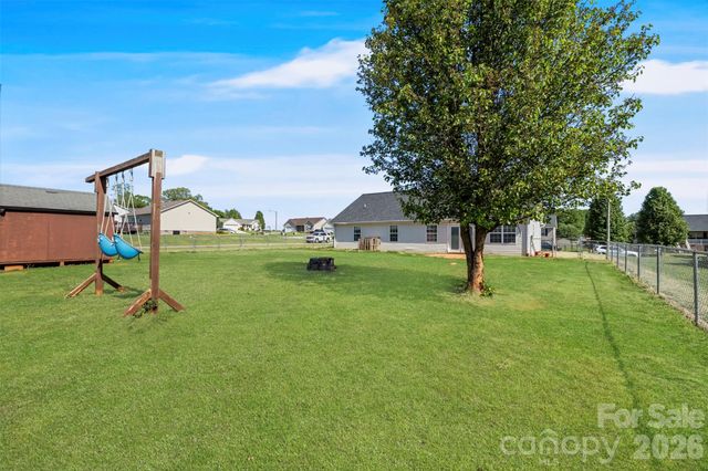 1575 Windy Holly Lane, Newton, NC 28658