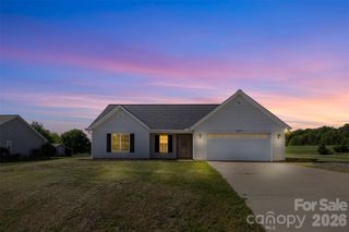 1575 Windy Holly Lane, Newton, NC 28658
