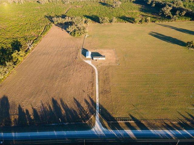 001 NW 202ND STREET, Newberry, FL 32669