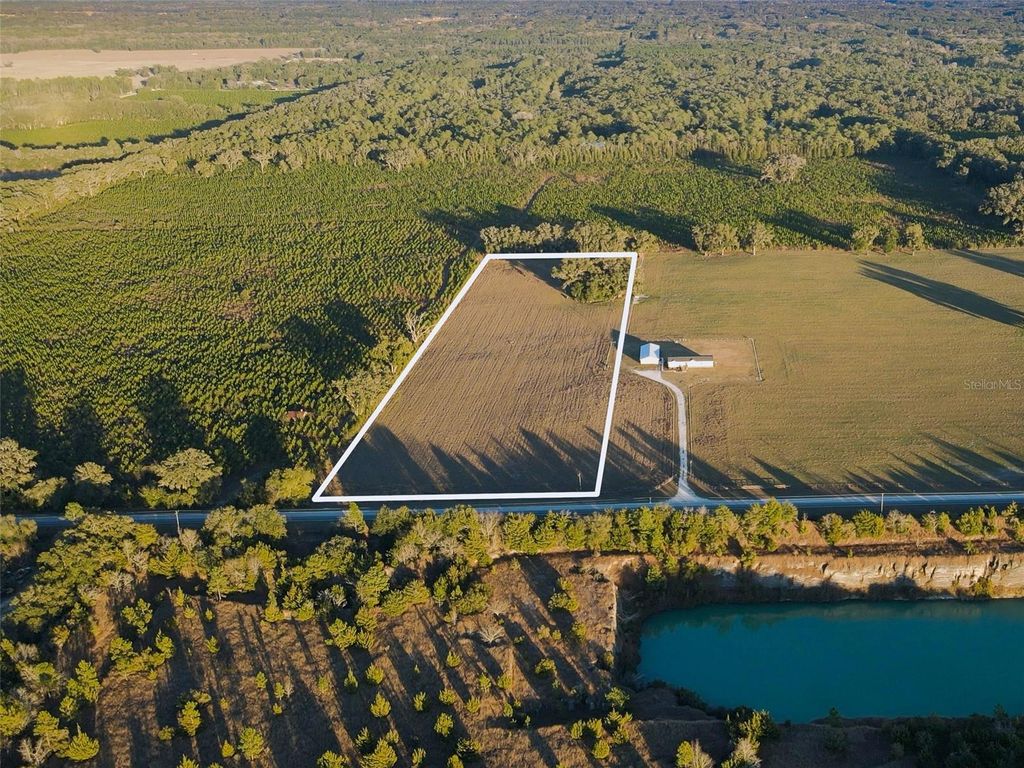 001 NW 202ND STREET, Newberry, FL 32669