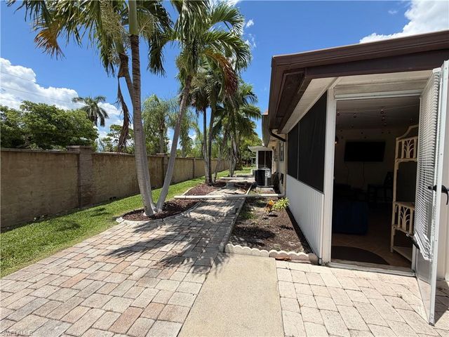 5736 Bass CIR, Fort Myers, FL 33919