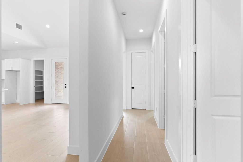 Image 24 of property listing at 3072 Road 66124, Dayton, TX 77535