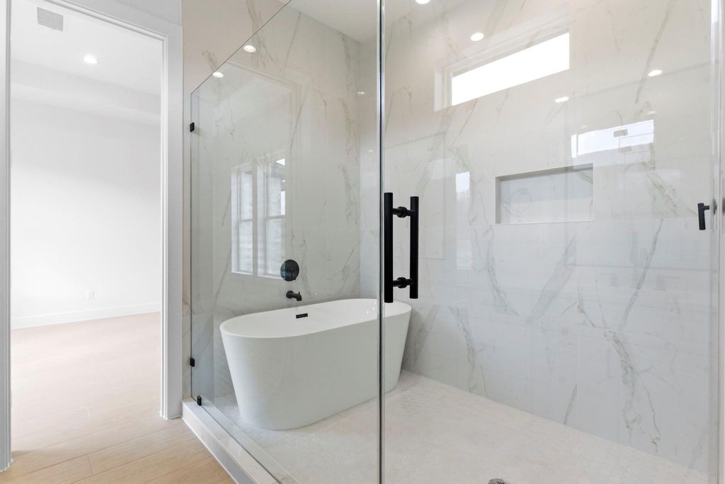 Image 35 of property listing at 3072 Road 66124, Dayton, TX 77535