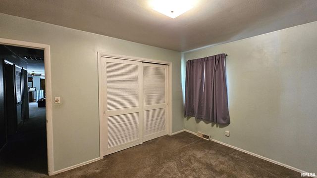 1216 S 17TH Street, Herrin, IL 62948