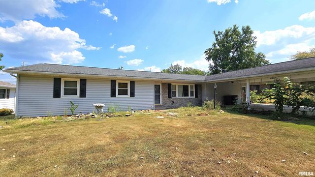 1216 S 17TH Street, Herrin, IL 62948