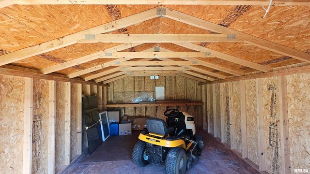 1216 S 17TH Street, Herrin, IL 62948