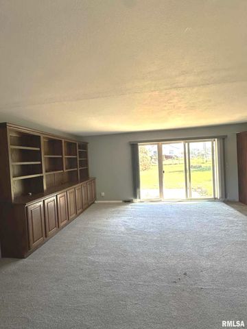 1216 S 17TH Street, Herrin, IL 62948