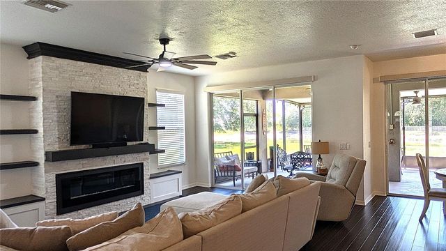 4023 HUNTINGDALE COURT, Wesley Chapel, FL 33543