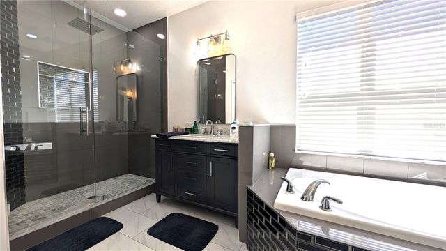 4023 HUNTINGDALE COURT, Wesley Chapel, FL 33543