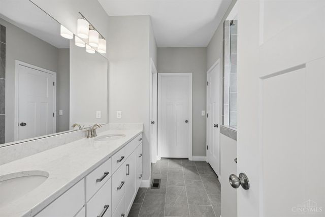3986 Trailside Drive, Green Twp, OH 45248